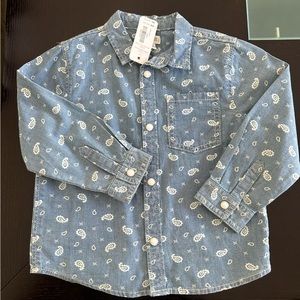 New Gymboree boy’s paisley top